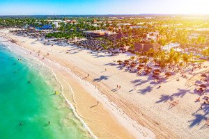Advantages of buying in the Dominican Republic vs Jamaica